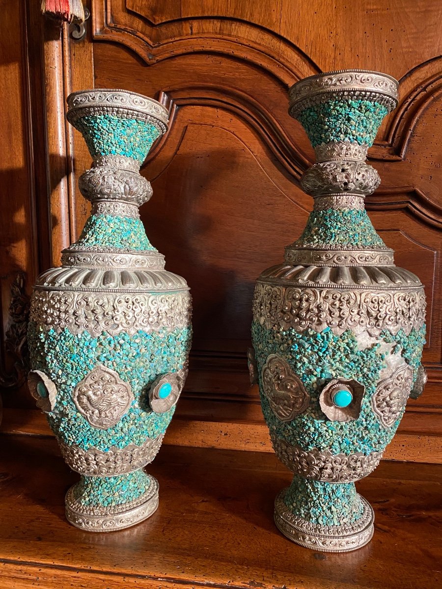 Surprising Pair Of Tibetan Vases Covered With Turquoise End Of XIX Eme Century