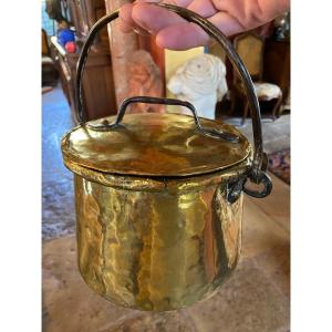 Small Copper Cauldron Late 19th Century