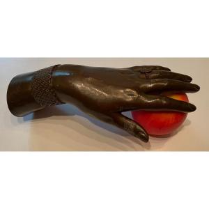 Large Romantic And Ringed Woman's Hand In Bronze From The 19th Century 