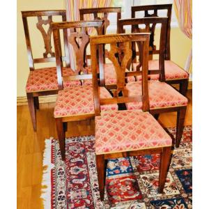 Set Of 6 Upholstered Chairs With Heart Decor In Blond Mahogany From The Restoration Period