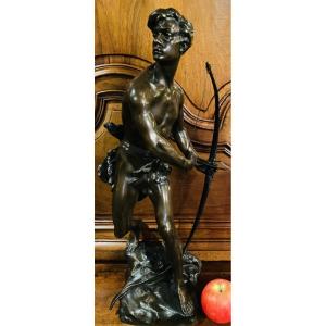 Bronze expressif  et naturaliste D’un Chasseur à L’arc, Signé Gauquier, XIX Eme Siècle