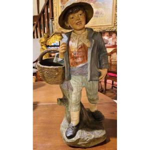 Jeune garçon en terre cuite polychrome attribué à Goldsheider 