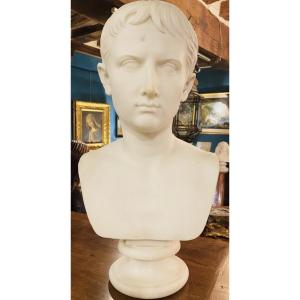 GAÏUS OCTAVIUS, FUTUR EMPEREUR AUGUSTE – GRAND BUSTE EN MARBRE DE CARRARE, GRAND TOUR, VERS 183