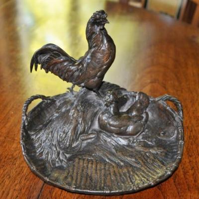 Bronze Signed Auguste Cain, Hen And Rooster Forming Pouch Nineteenth Century