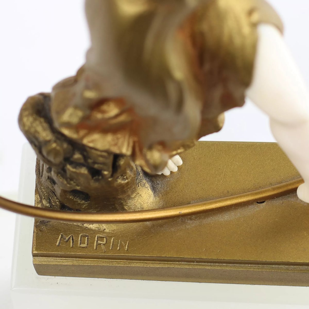 FEMME AU CERCEAU. SCULPTURE CHRYSÉLÉPHANTINE DE GEORGES MORIN. FRANCE, VERS 1920-photo-2
