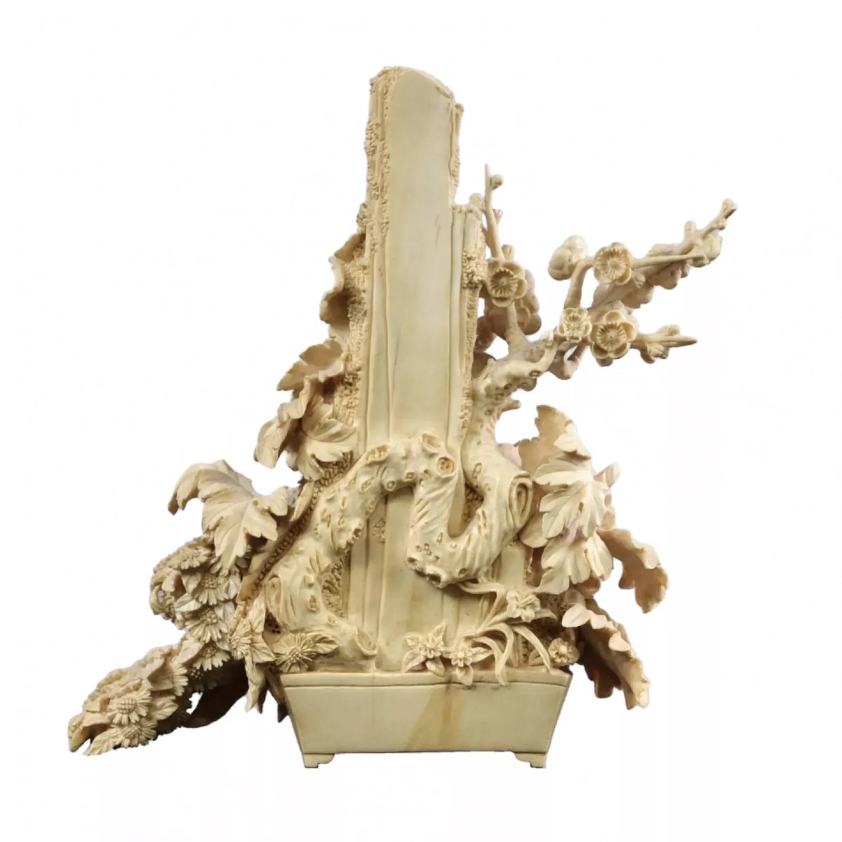 Ikebana “flowers.” Sculpted Bone Arrangement. Japan, Meiji Period, Late 19th Century-photo-2