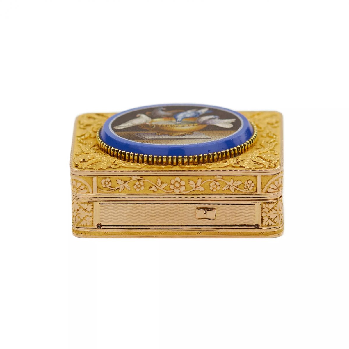 Tabatière musicale avec micromosaïque « Colombes de Plinie » France, 1819–1838-photo-4