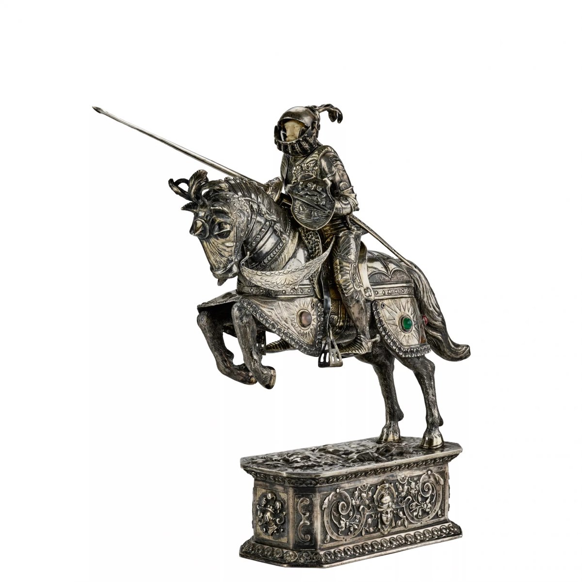 PAIRE DE SCULPTURES EN ARGENT « CHEVALIERS À CHEVAL » ALLEMAGNE, HANAU.-photo-1