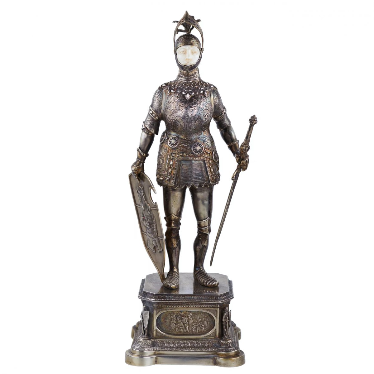 FIGURE DE CABINET EN ARGENT D’UN CHEVALIER. J. KURZ & CO. ALLEMAGNE, HANAU.