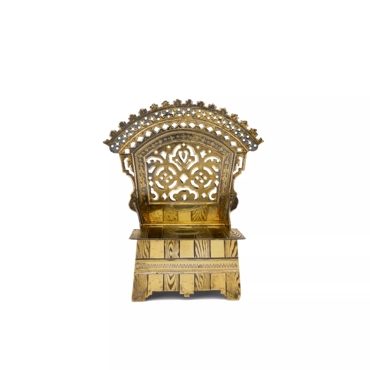 SALIÈRE-TRÔNE EN ARGENT DORÉ DE STYLE RUSSE. MOSCOU, 1882