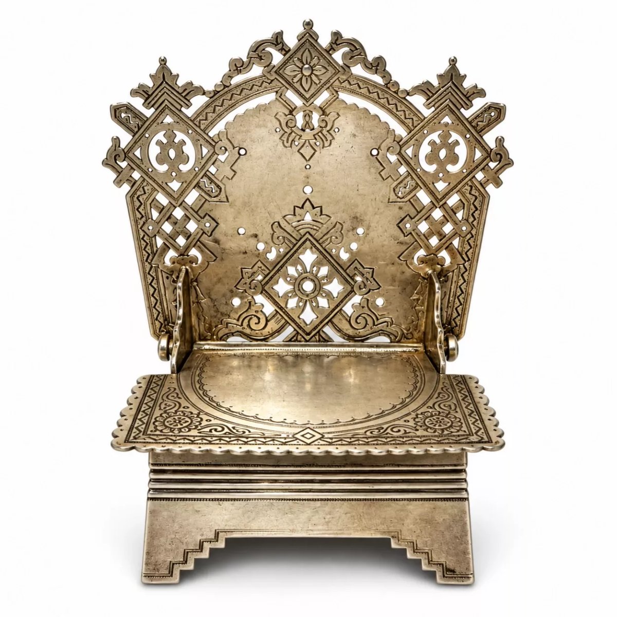 SALIÈRE EN ARGENT EN FORME DE TRÔNE DE STYLE NÉO-RUSSE ALEXEÏ PETROVITCH FROLOV MOSCOU, 1890