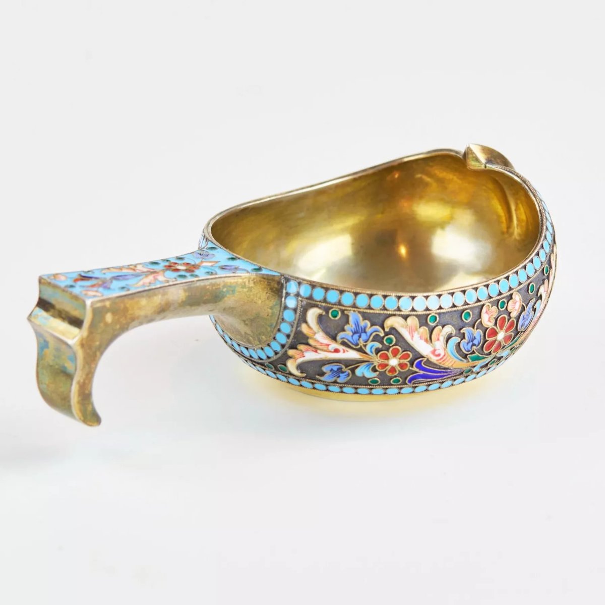  Russian Silver Kovch With Polychrome Cloisonné Enamel. Manufactured By P. A. Ovtchinnikov. Moscow.-photo-3