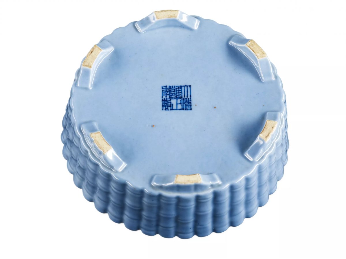 Chinese Porcelain Bowl With Celestial Blue Glaze And Yongzheng Mark. China.-photo-3