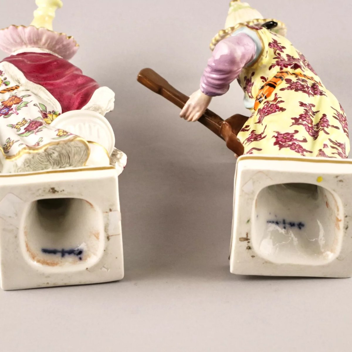 PAIRE DE FIGURINES EN PORCELAINE « MUSICIENS CHINOIS ». KPM BERLIN-photo-1