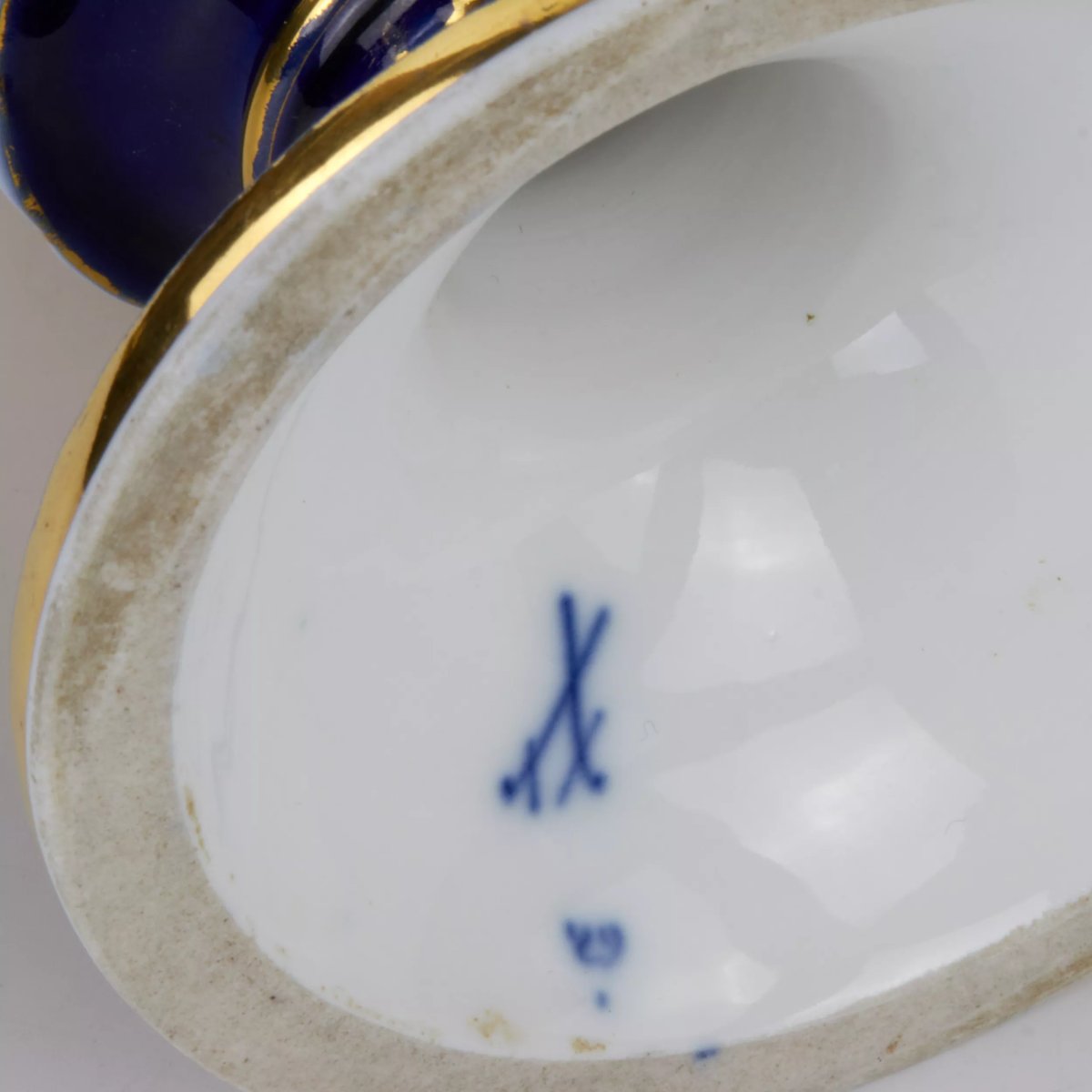 Meissen. Porcelain Vase With Snakes.-photo-4