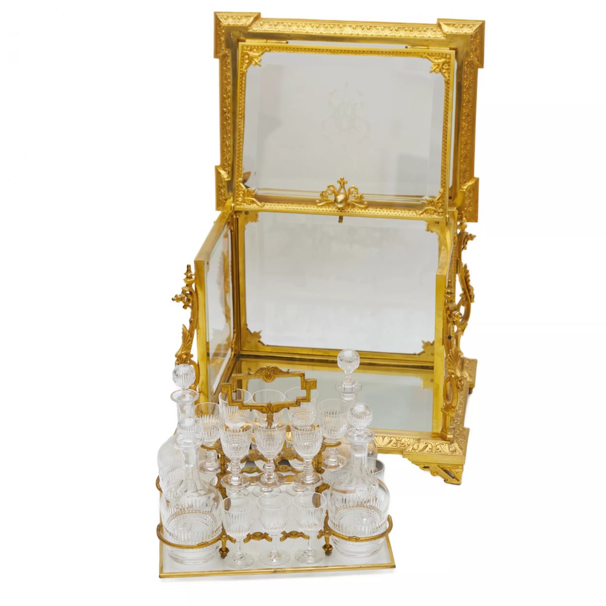Gilded Bronze And Crystal Liqueur Cabinet (liqueur Cellar) In The Napoleon III Style -photo-3