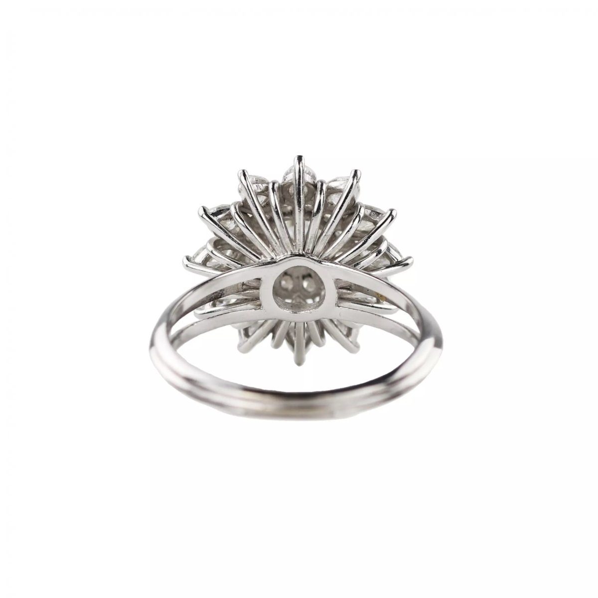 BAGUE EN OR BLANC 18 CARATS SERTIE DE DIAMANTS-photo-3