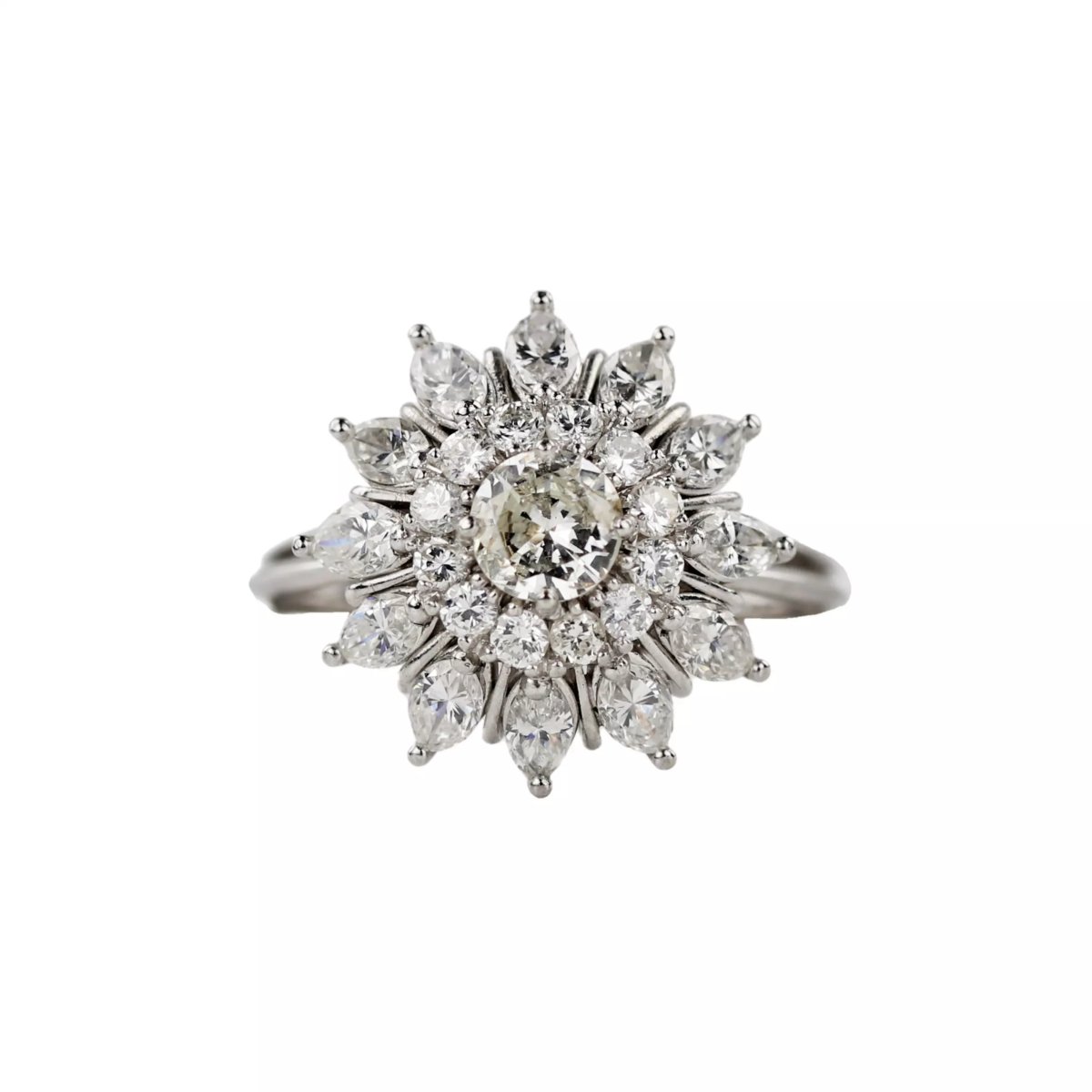 BAGUE EN OR BLANC 18 CARATS SERTIE DE DIAMANTS-photo-2