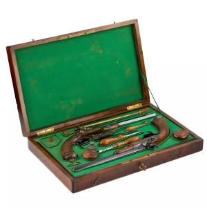 PAIRE DE PISTOLETS DE DUEL DE JACQUES BERTRAND RUSSIE, SAINT-PÉTERSBOURG, MILIEU DU XIXe SIÈCLE