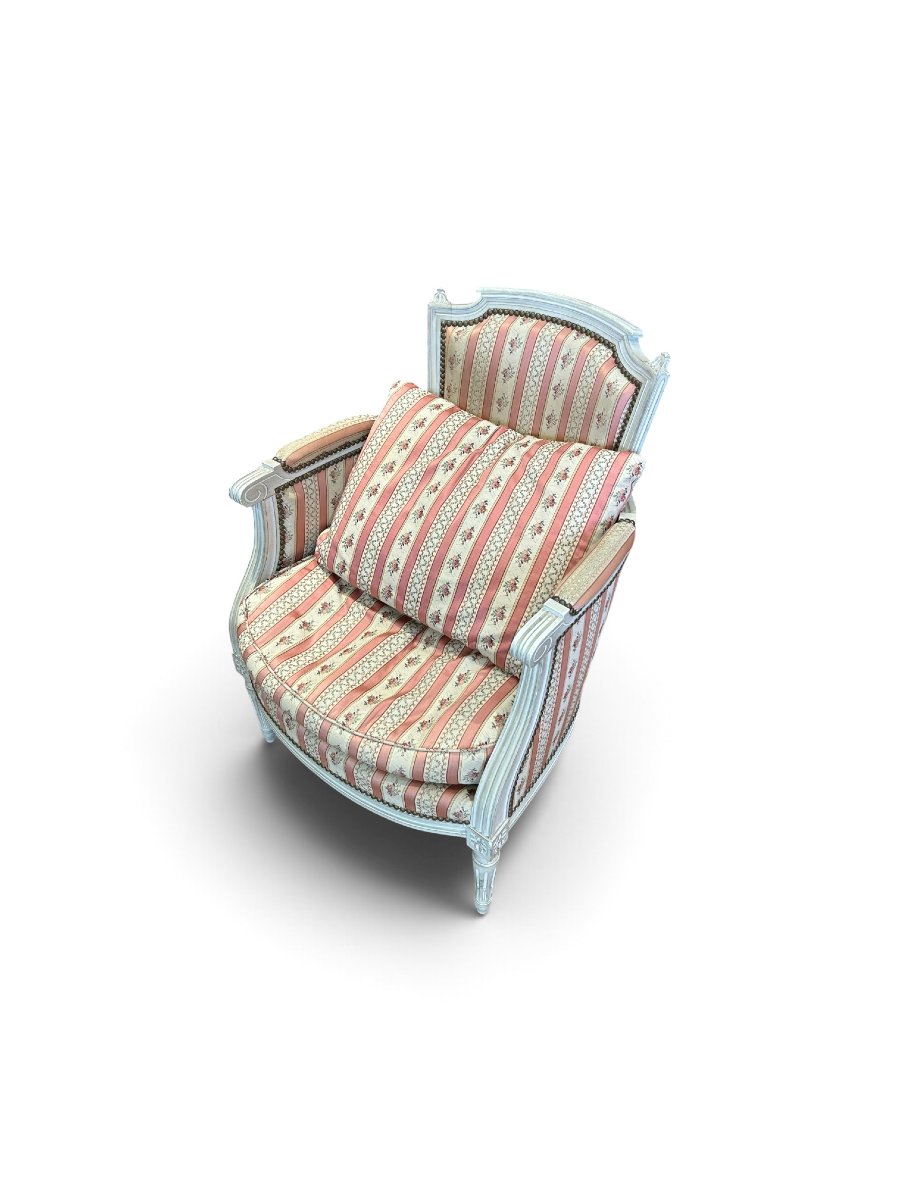 Paire de bergères de style Louis XVI, XXe siècle-photo-2