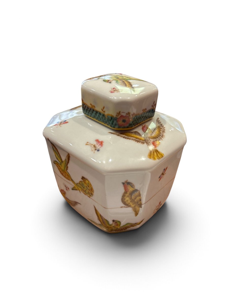 Fabienne JOUVIN - Boîte à thé en porcelaine, XXe siècle -photo-2