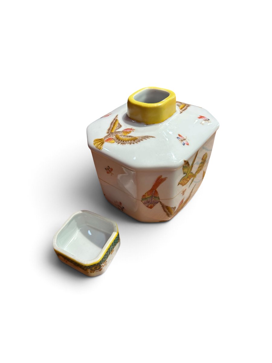 Fabienne JOUVIN - Boîte à thé en porcelaine, XXe siècle -photo-1