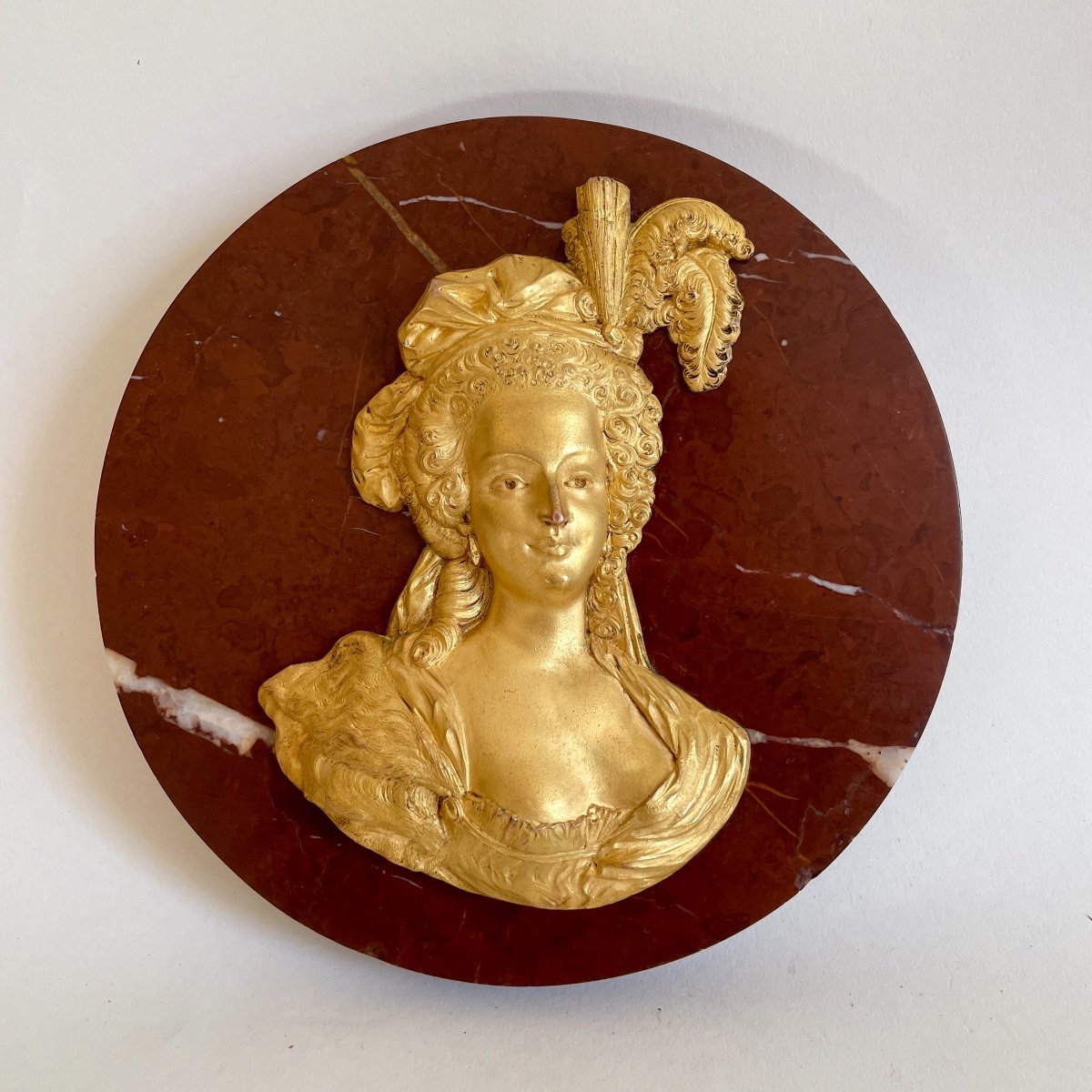 Marie Antoinette Reine  France Médaillon Royaliste Marbre Bronze Doré époque Restauration XIXe -photo-2