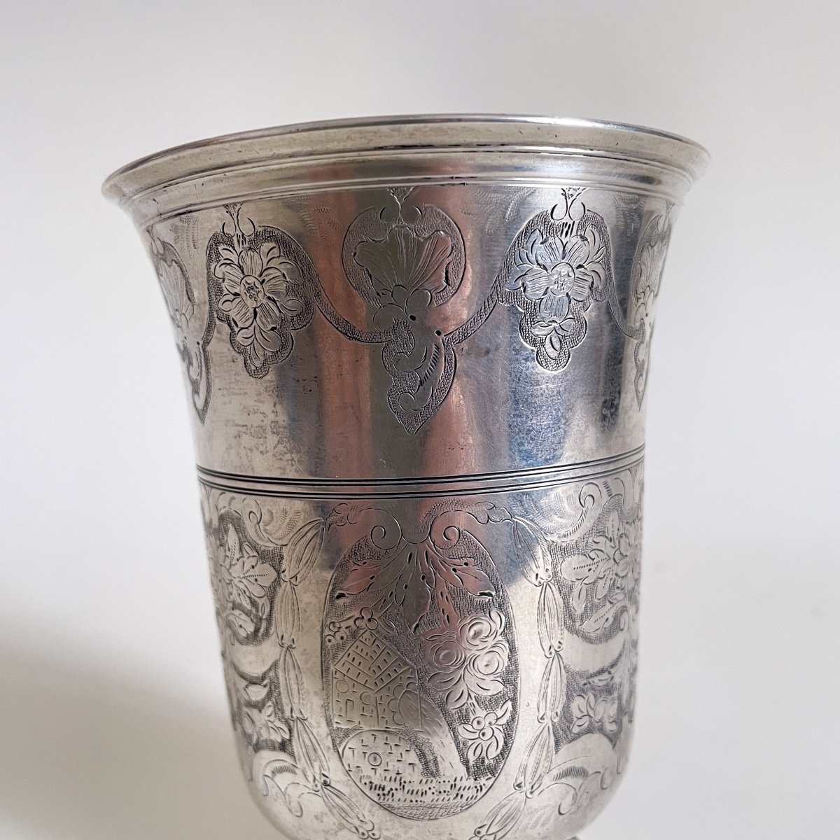 Grande Timbale En Argent à Décor Gravé Rocaille Paris Fin Du XVIIIe Siècle -photo-3