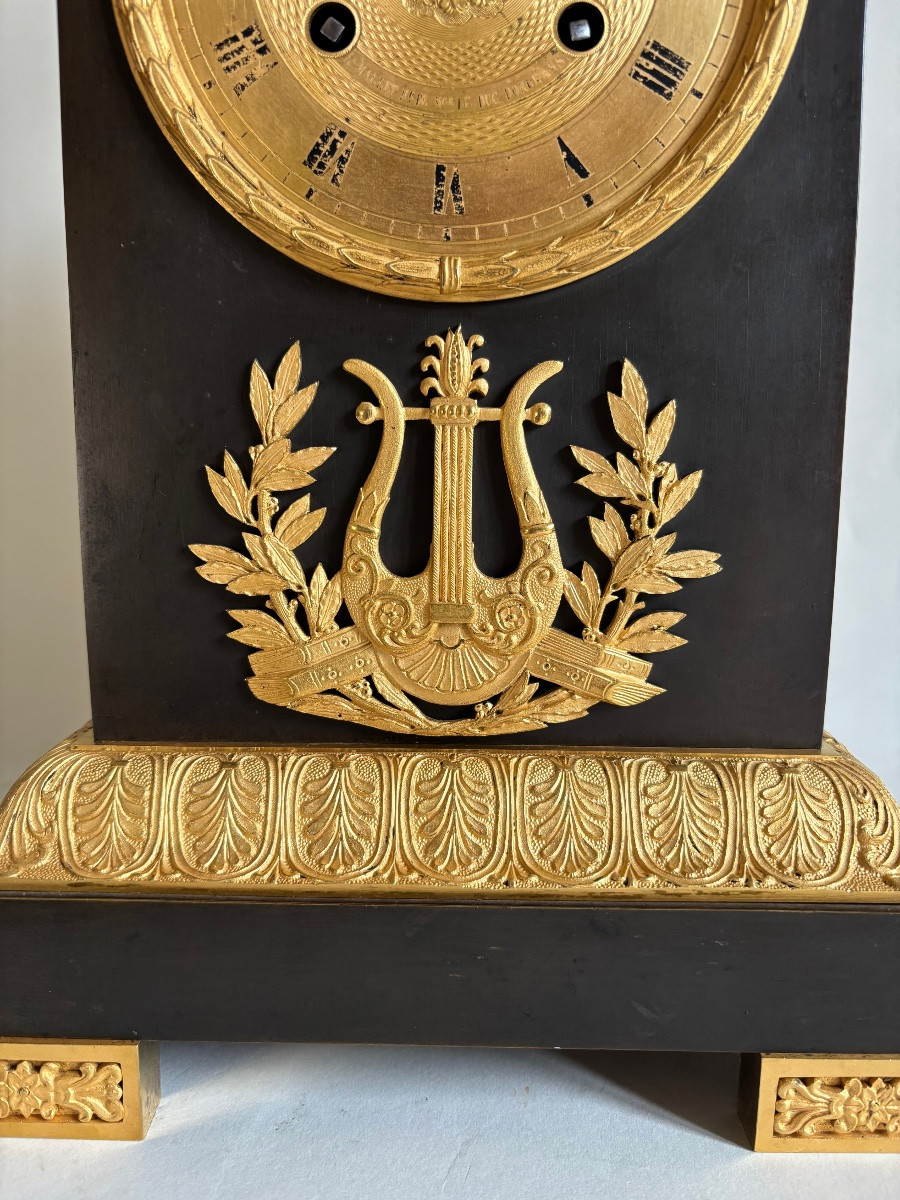 Empire Restoration Period Clock, Gilt Bronze, 19th Century, Clockmaker Mallet, Orléans Duc -photo-3