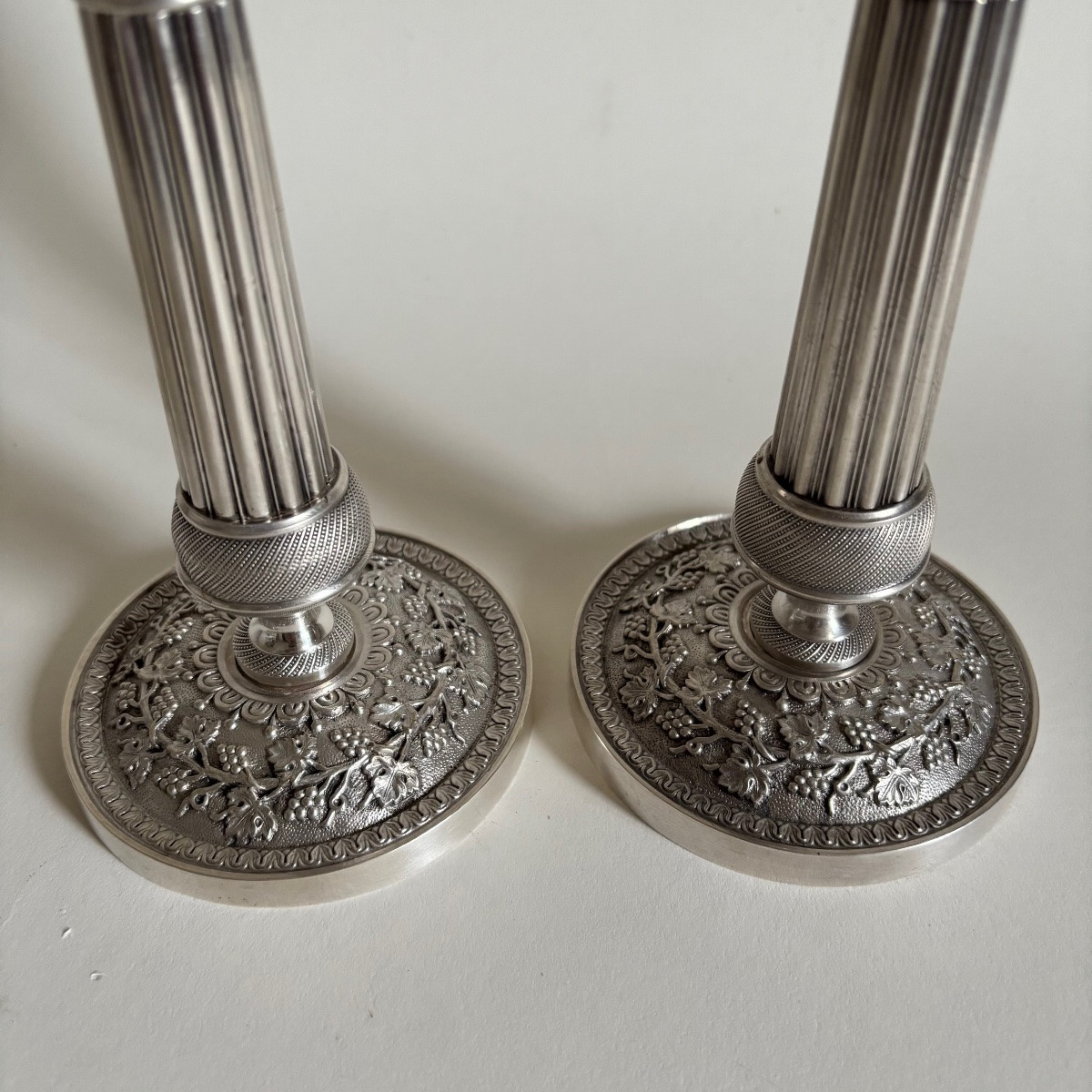 Paire  Bougeoirs Flambeaux Bronze Argenté Époque restauration Louis Philippe XIXe-photo-3