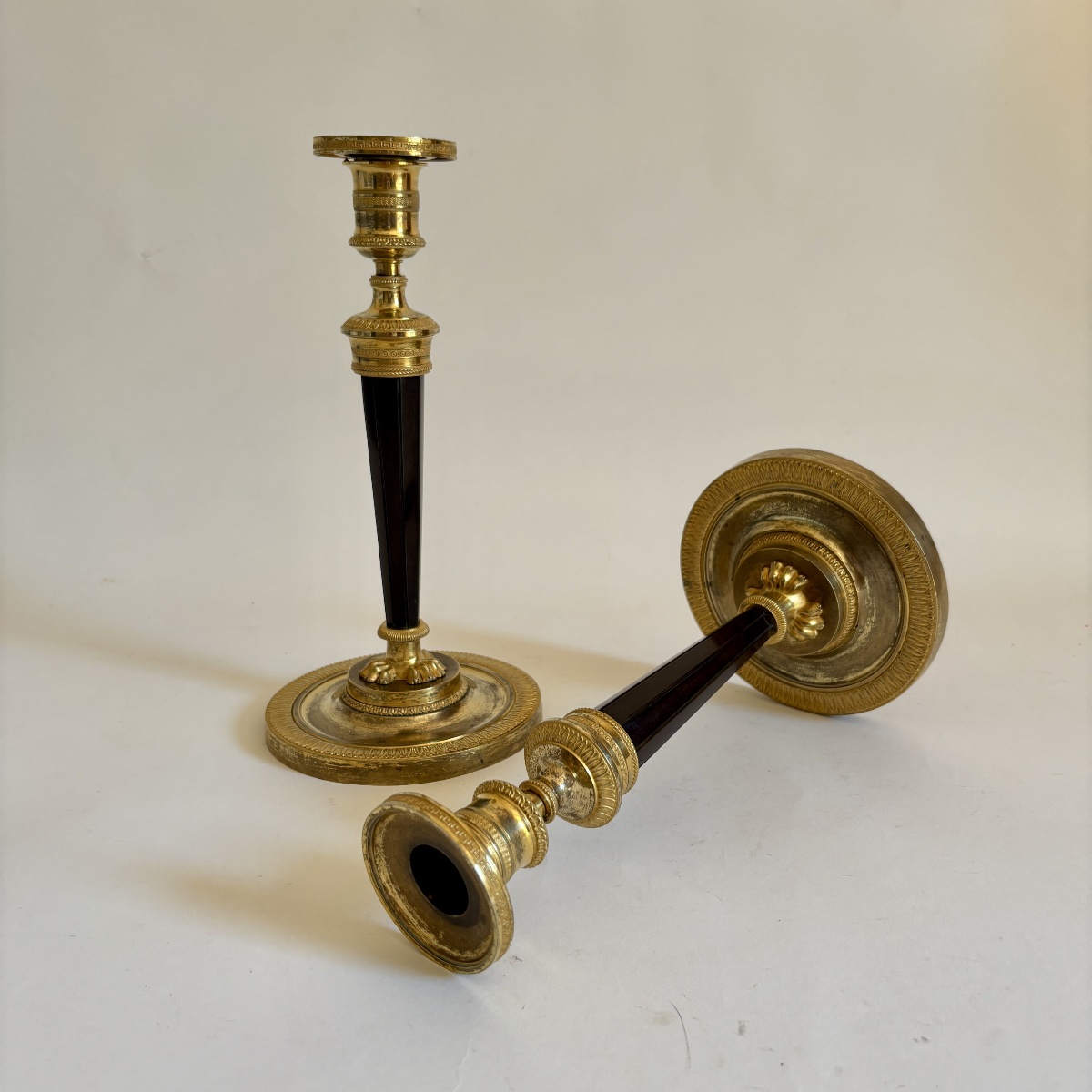 Ravrio Pair Of Empire-style Candlesticks, Early 19th Century, Gilded Bronze -photo-2