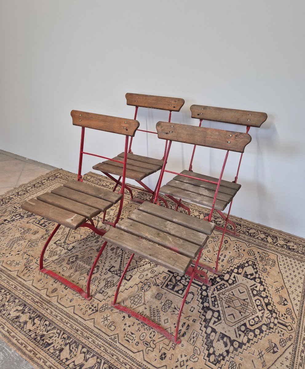 Elégante Série De 4 Chaises De Bistrot Guinguette Ou Même De Brasserie, Fabrication Ancienne