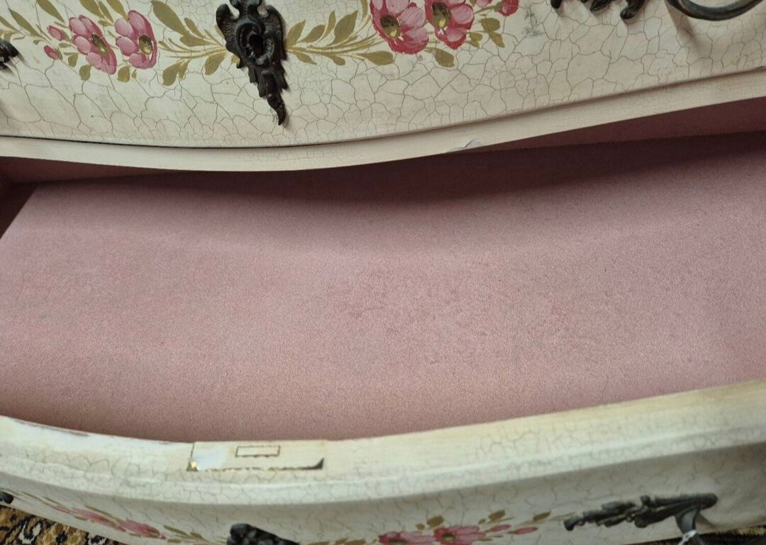 Louis XV Style Chest Of Drawers Painted With Flowers, Antique Italian Manufacture -photo-3