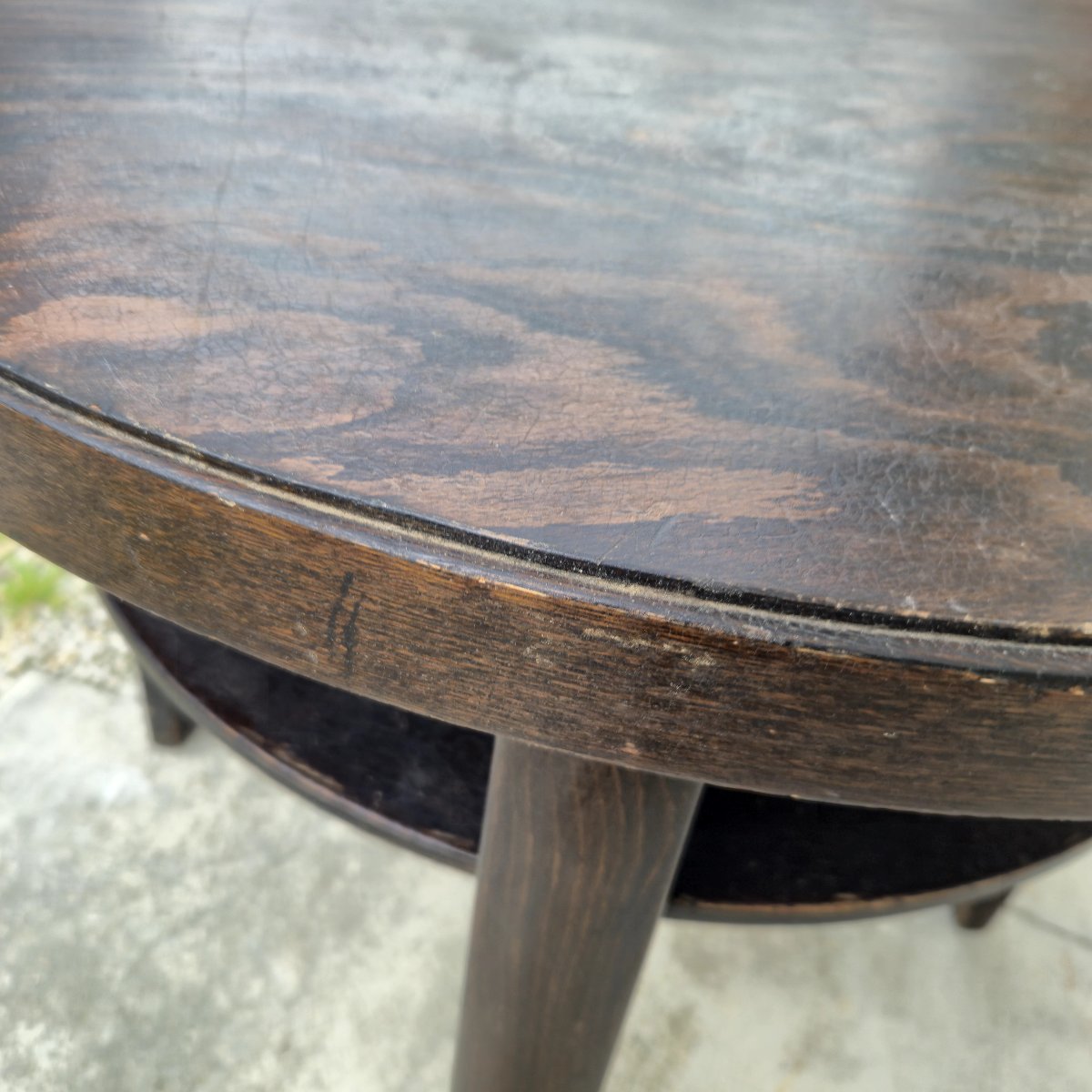 Round Art Deco Coffee Table From The 1930s -photo-1