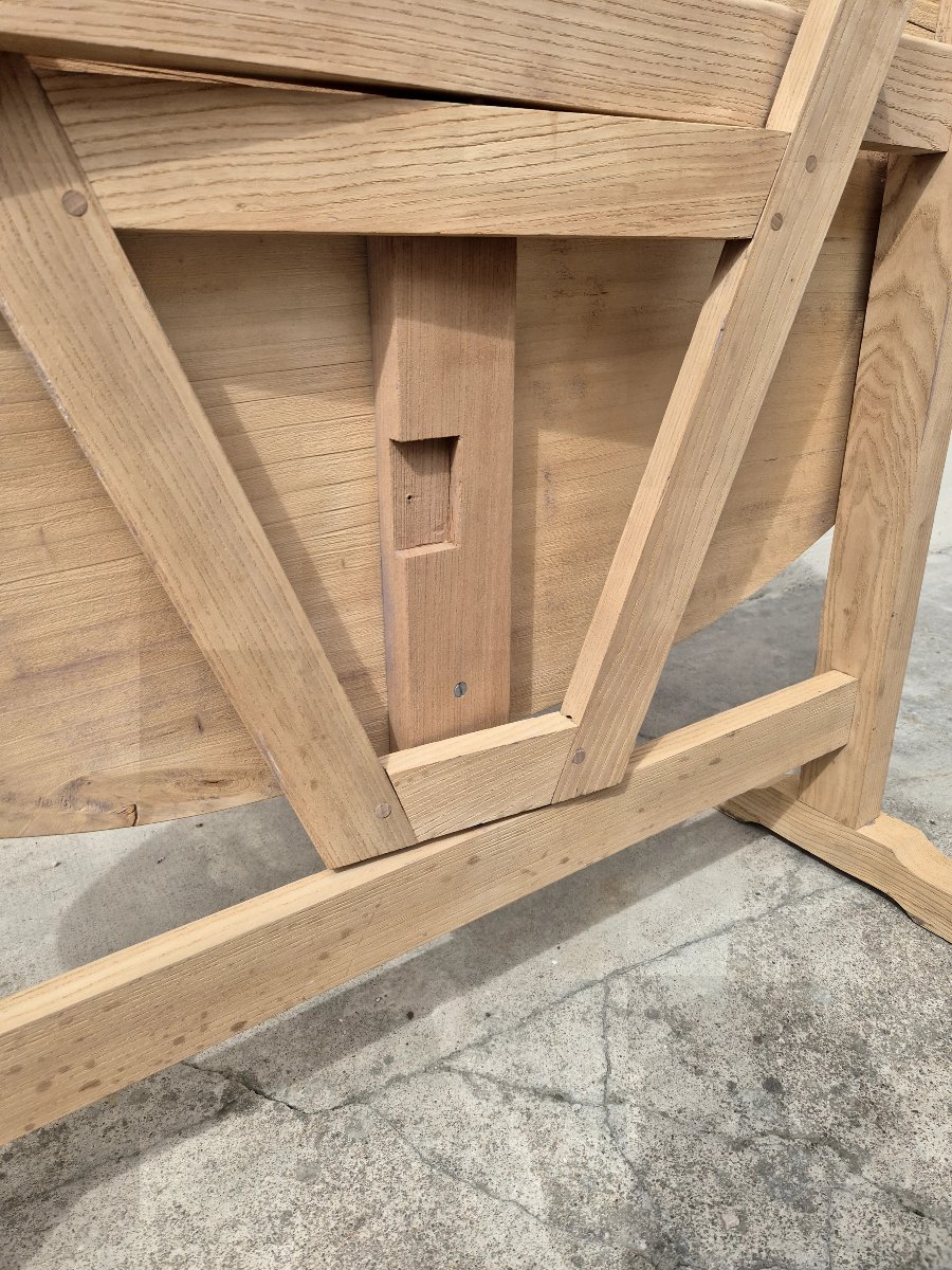 Folding Table Burgundy Winemaker Stripped Old Oval -photo-1