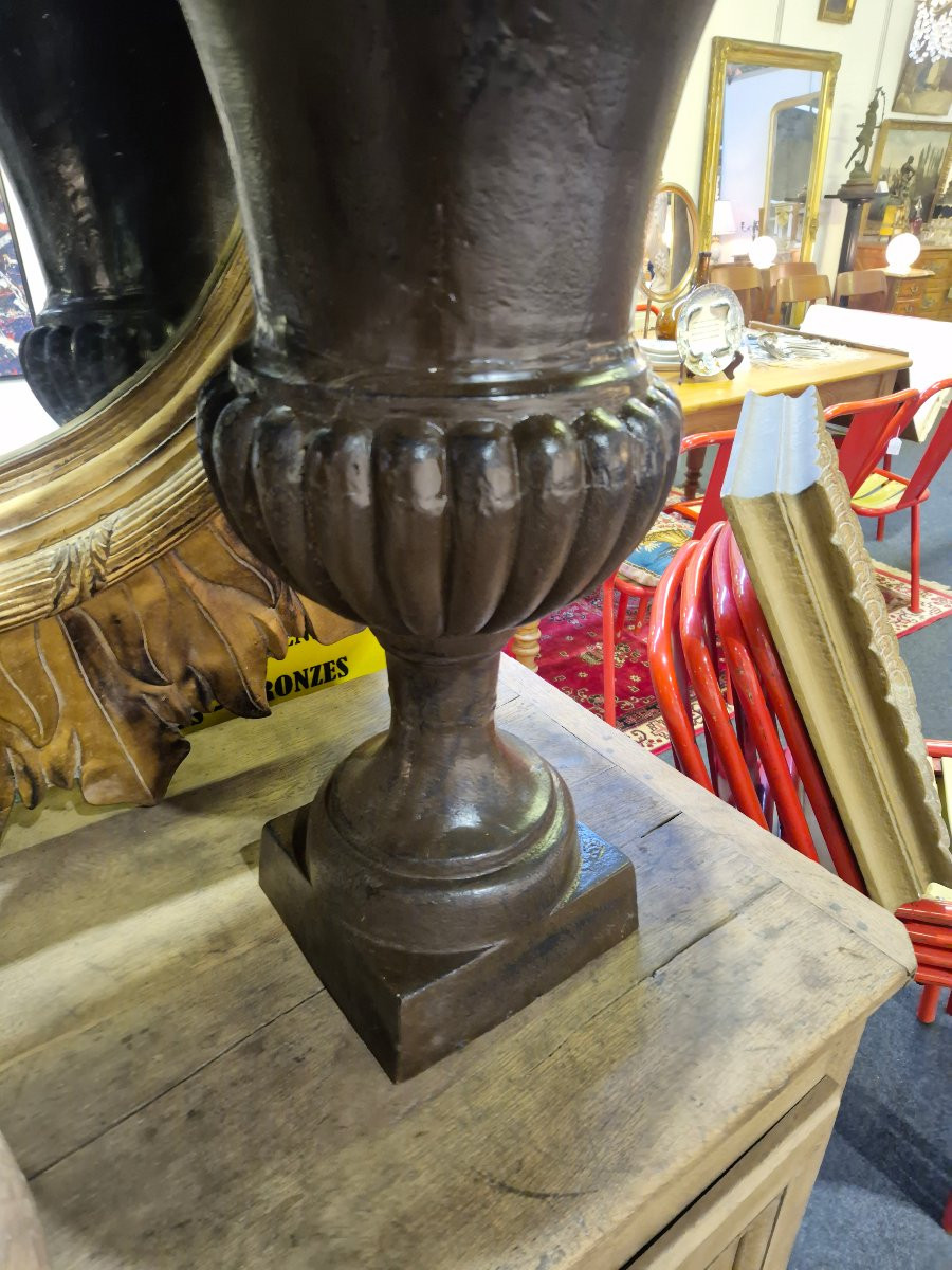 Pair Of Medici Vases In Cast Iron, High-quality Antique Manufacture -photo-2