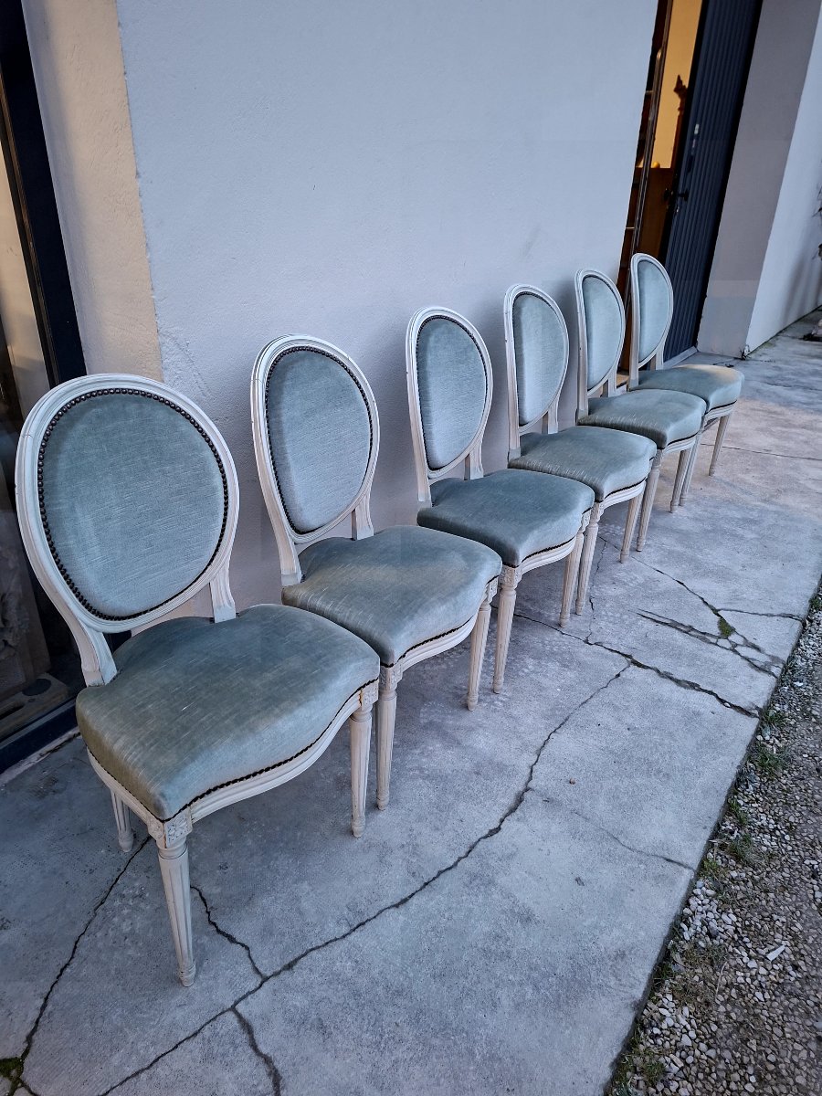 Serie de 6 chaises Médaillon style Louis XVI patiné ancienne -photo-4