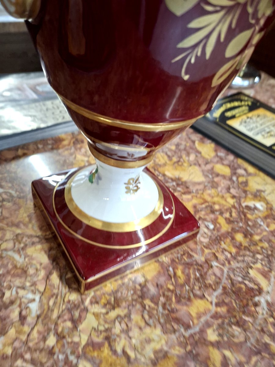 Vase en forme d'Amphore Médicis en porcelaine peint à la main -photo-1