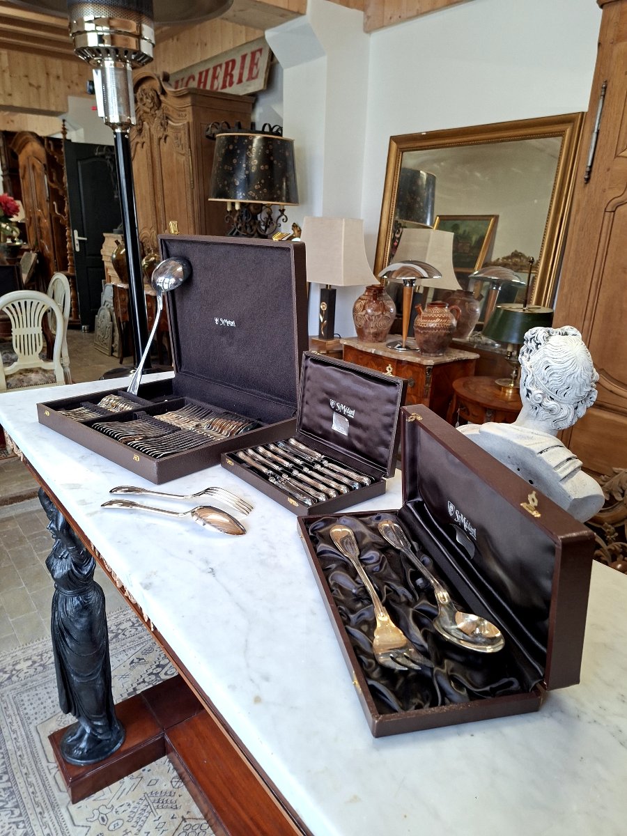 Service ménagère Saint Médard couverts métal argenté 51 pièces neuf en boîte -photo-4