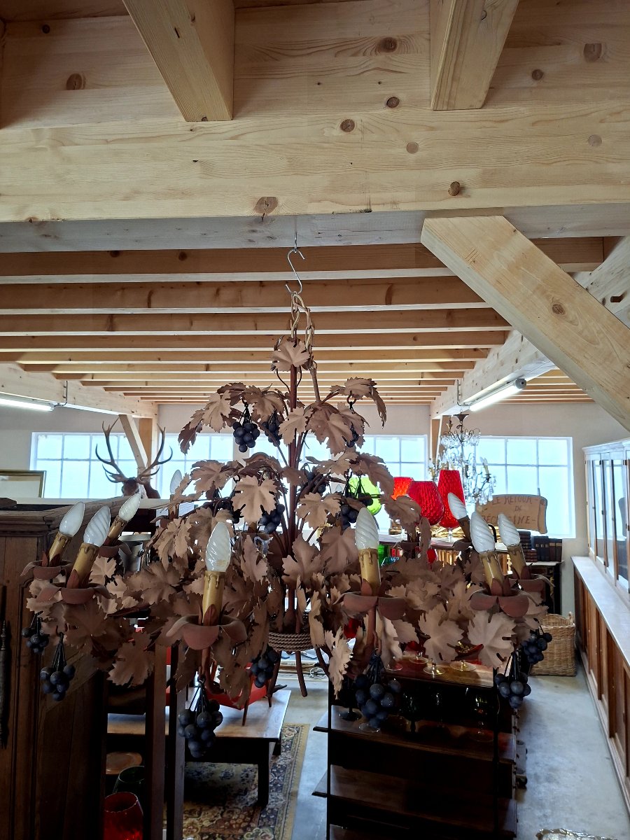 Magnificent Chandelier Decorated With Vine Leaves And Bunches Of Grapes 1970s-photo-4