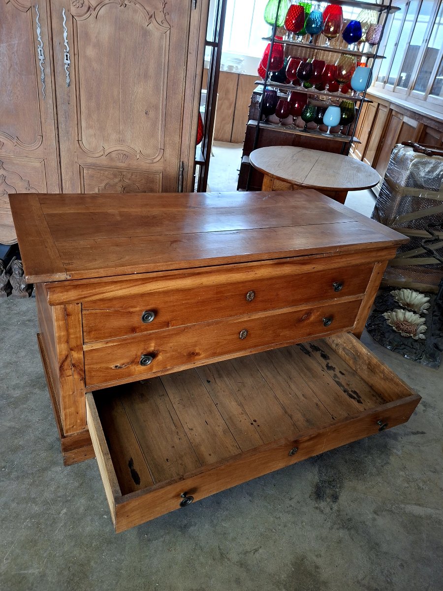 Louis Philippe 19th Century Chest Of Drawers In Solid Walnut-photo-1