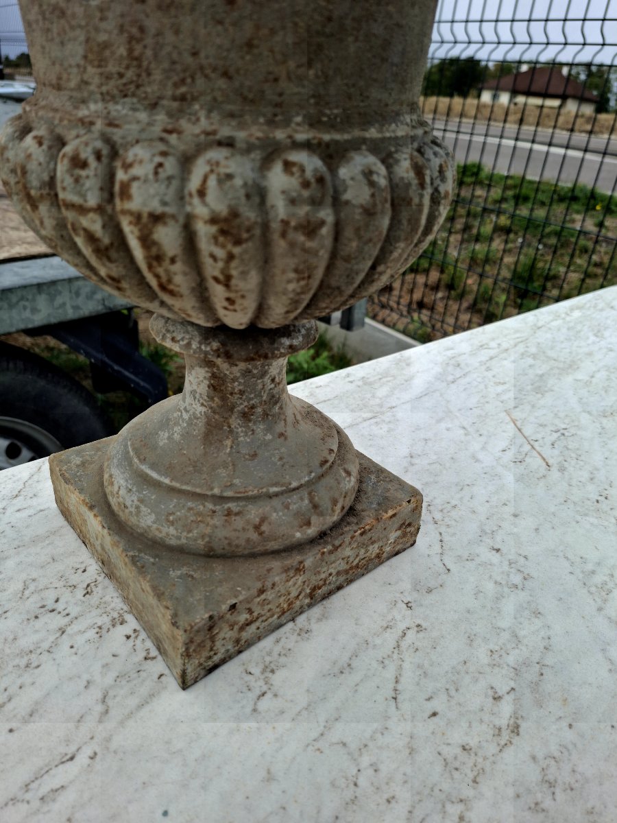 Paire de vases Médicis en fonte d'époque 19éme de Maison Bourgeoise -photo-3