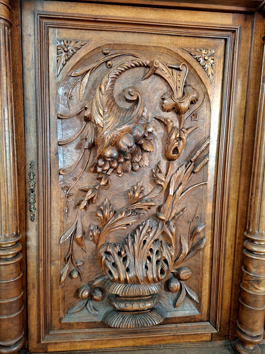 Two-piece Sideboard In Carved Walnut, Henri II / Neo-renaissance Style, 19th-century Piece -photo-5
