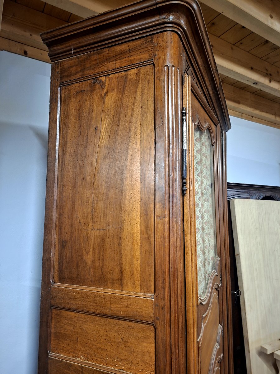 18th-century Louis XV-style Cabinet In Rustic, Country-style Solid Walnut -photo-4
