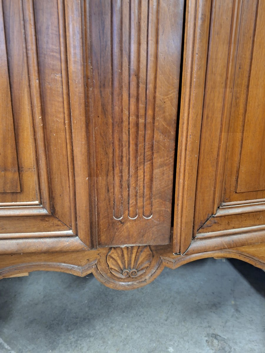 18th-century Louis XV-style Cabinet In Rustic, Country-style Solid Walnut -photo-2