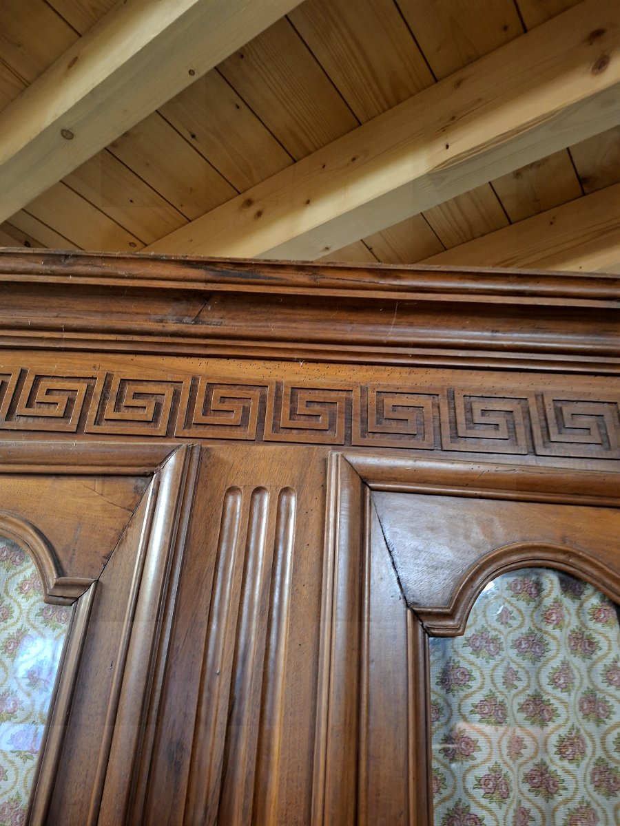 18th-century Louis XV-style Cabinet In Rustic, Country-style Solid Walnut -photo-5