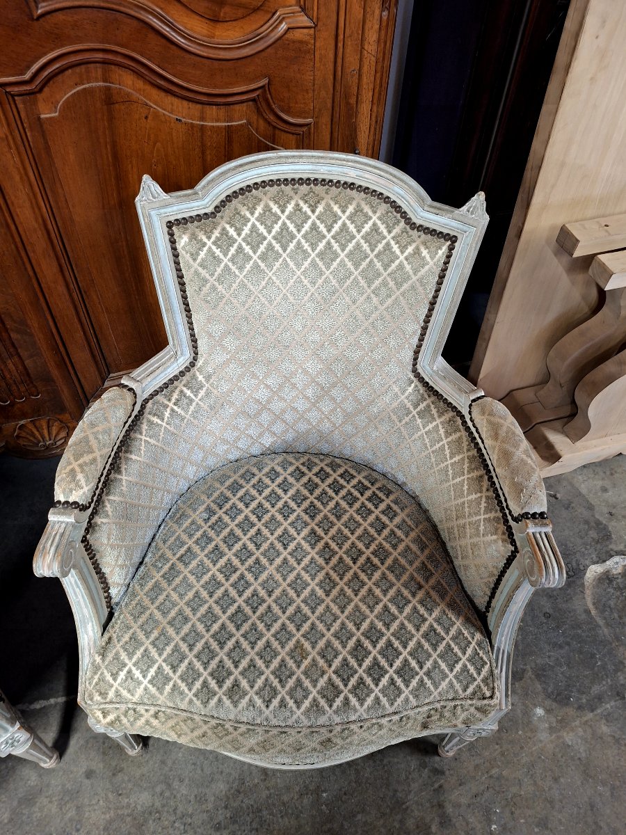 Paire de Fauteuils Bergères cabriolet style Louis XVI patiné ancienne -photo-1
