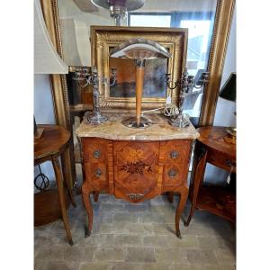 Louis XV-louis XVI Transitional Marquetry Commode Known As A "sauteuse" Commode 