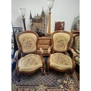 Paire de fauteuils Cabriolet style Louis XV 19éme en tapisserie