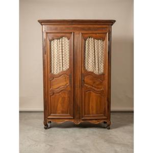 Armoire d'époque Louis XV 18éme en noyer massif rustique campagnard